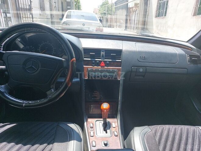 Mercedes C 220 1996, 329,700 km - 2.2 l - Bakı
