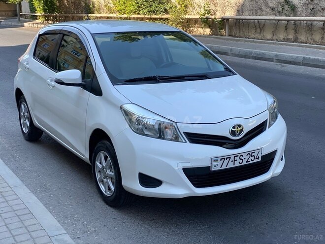 Toyota Vitz 2012, 22,700 km - 1.3 l - Bakı
