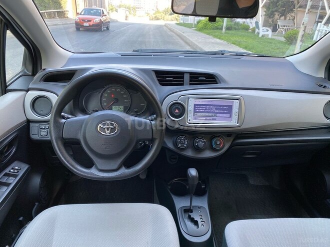 Toyota Vitz 2012, 22,700 km - 1.3 l - Bakı