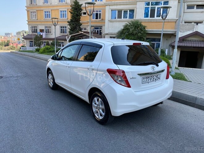 Toyota Vitz 2012, 22,700 km - 1.3 l - Bakı