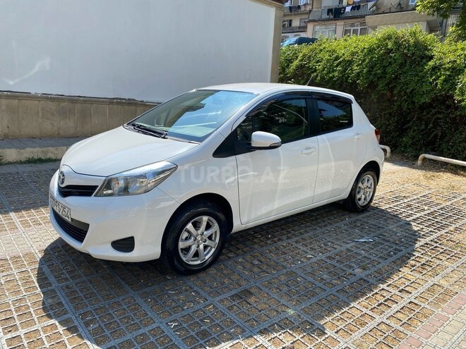 Toyota Vitz 2012, 22,700 km - 1.3 l - Bakı