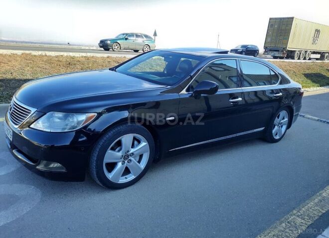 Lexus LS 460 2008, 250,000 km - 4.6 l - Gəncə