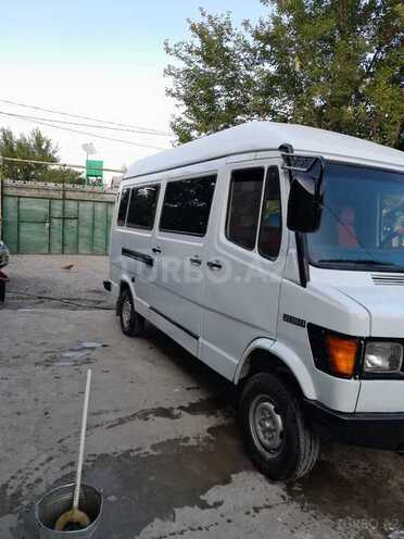 Mercedes 208 D 1992, 231,201 km - 2.3 l - Bərdə