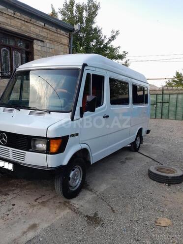 Mercedes 208 D 1992, 231,201 km - 2.3 l - Bərdə