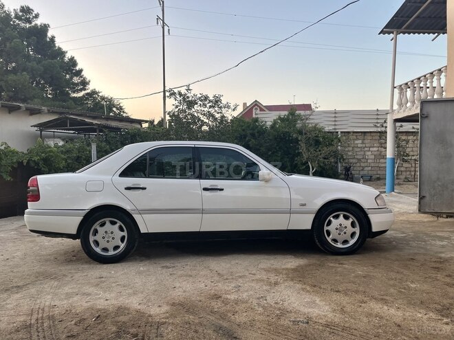 Mercedes C 230 1997, 244,000 km - 2.3 л - Sumqayıt