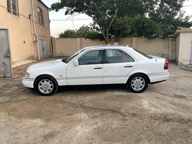 Mercedes C 230 1997, 244,000 km - 2.3 л - Sumqayıt