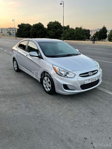 Hyundai Accent 2016, 90,000 km - 1.6 л - Bakı