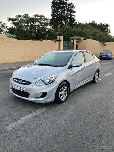 Hyundai Accent 2016, 90,000 km - 1.6 л - Bakı