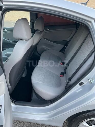 Hyundai Accent 2016, 90,000 km - 1.6 л - Bakı