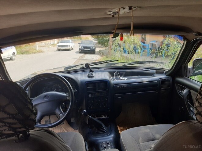 GAZ 31105 2006, 275,233 km - 2.5 l - Quba