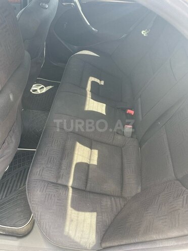 Mercedes C 240 1999, 360,000 km - 2.4 l - Şəki