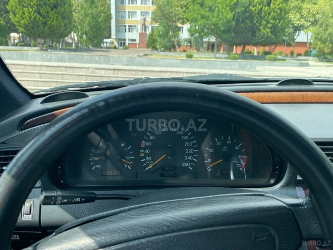 Mercedes C 240 1999, 360,000 km - 2.4 l - Şəki