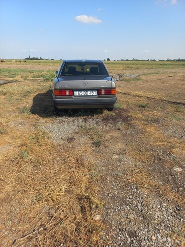 Mercedes 190 1990, 590,325 km - 1.8 l - Ağcabədi