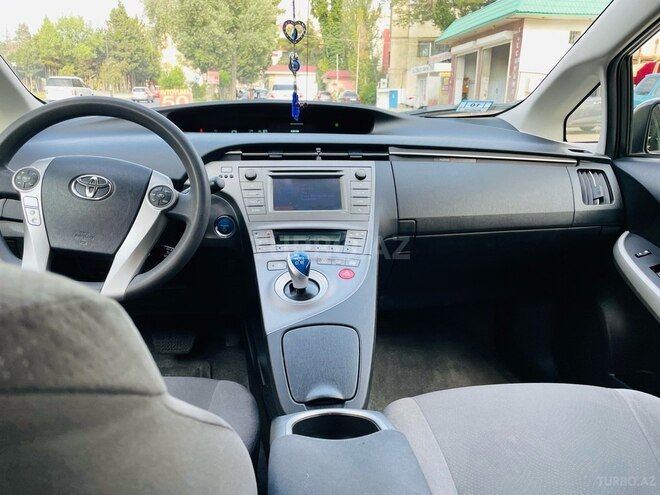 Toyota Prius 2013, 128,618 km - 1.8 l - Bakı