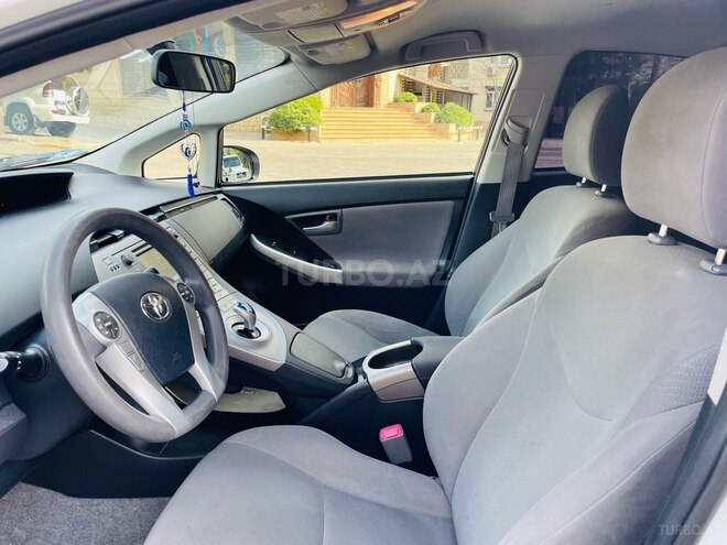Toyota Prius 2013, 128,618 km - 1.8 l - Bakı