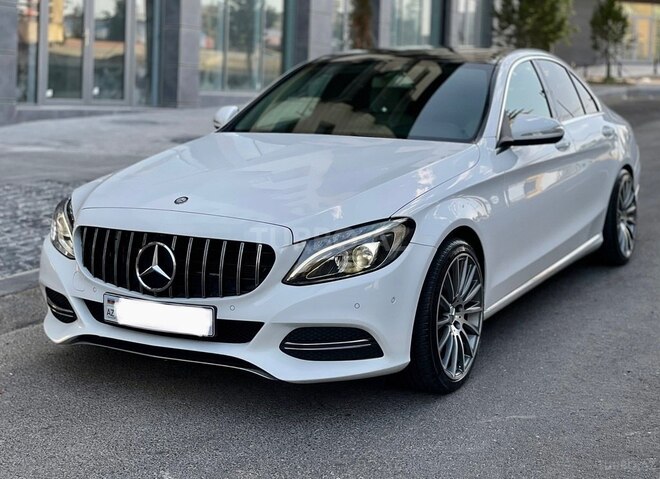 Mercedes C 180 2015, 170,000 km - 1.6 l - Bakı