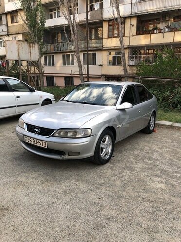 Opel Vectra 1998, 267,000 km - 2.0 l - Bakı