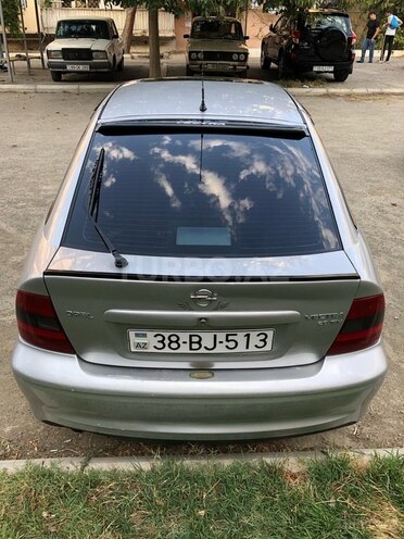 Opel Vectra 1998, 267,000 km - 2.0 l - Bakı