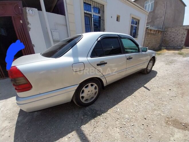 Mercedes C 220 1995, 300,000 km - 2.2 l - Bakı