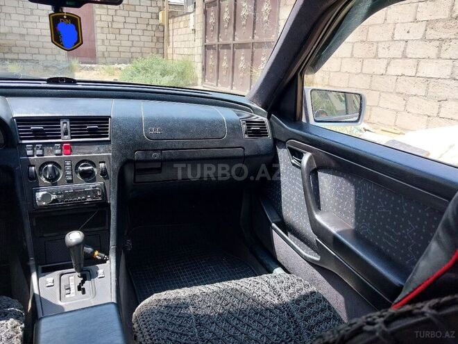 Mercedes C 220 1995, 300,000 km - 2.2 l - Bakı