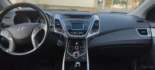 Hyundai Elantra 2015, 92,000 km - 1.8 l - Bakı
