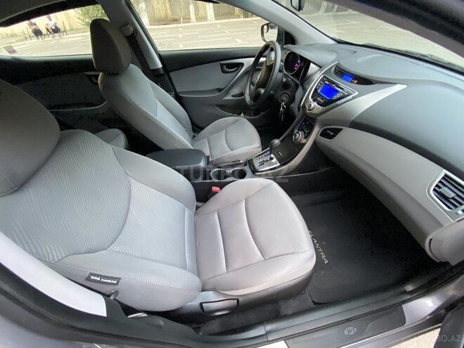 Hyundai Elantra 2012, 38,000 km - 1.8 l - Bakı