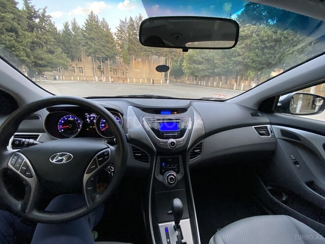 Hyundai Elantra 2012, 38,000 km - 1.8 l - Bakı