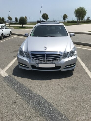Mercedes E 220 2011, 218,300 km - 2.2 л - Bakı