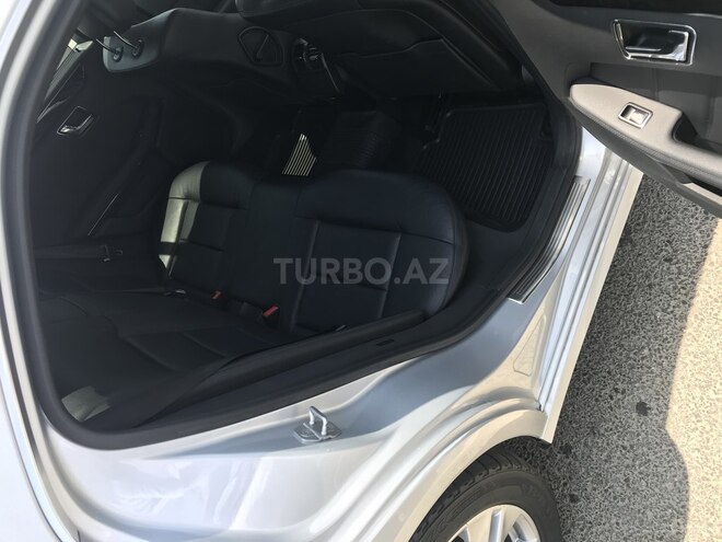 Mercedes E 220 2011, 218,300 km - 2.2 л - Bakı
