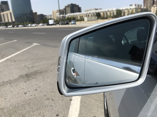 Mercedes E 220 2011, 218,300 km - 2.2 л - Bakı