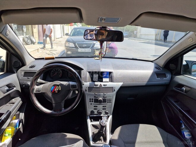 Opel Astra 2009, 176,852 km - 1.4 л - Bakı
