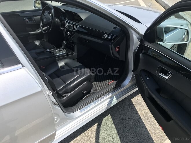 Mercedes E 220 2011, 218,300 km - 2.2 л - Bakı