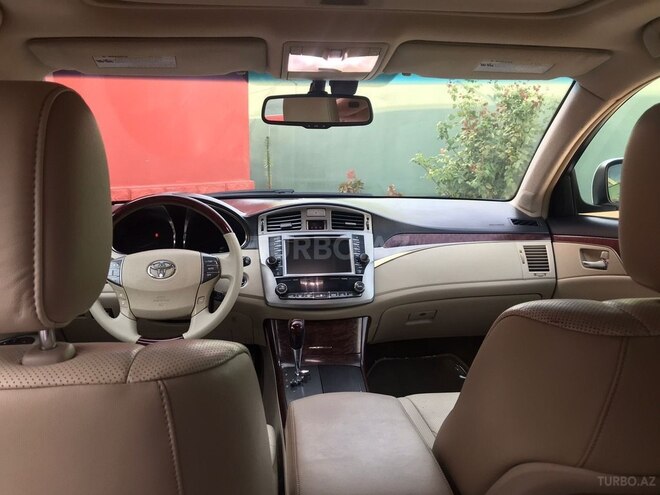 Toyota Avalon 2011, 176,000 km - 3.5 l - Salyan