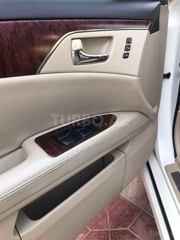 Toyota Avalon 2011, 176,000 km - 3.5 l - Salyan
