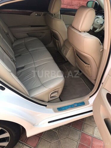 Toyota Avalon 2011, 176,000 km - 3.5 l - Salyan