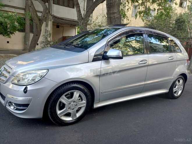 Mercedes B 200 2009, 124,000 km - 2.0 л - Bakı