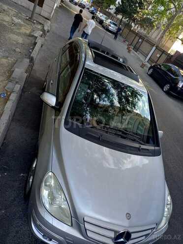Mercedes B 200 2009, 124,000 km - 2.0 л - Bakı