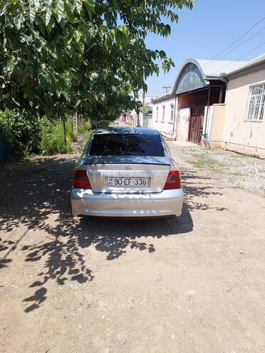 Opel Vectra 1999, 330,000 km - 2.0 л - Bakı