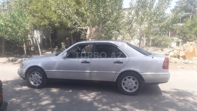 Mercedes C 180 1996, 258,000 km - 1.8 l - Sumqayıt