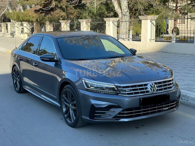 Volkswagen Passat 2016, 130,000 km - 1.8 l - Bakı