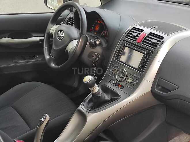 Toyota Auris 2009, 171,000 km - 1.4 l - Bakı