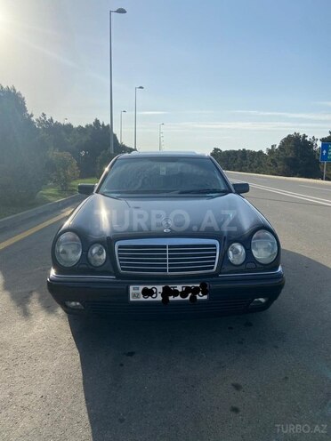 Mercedes E 240 1998, 368,950 km - 2.4 л - Ağstafa