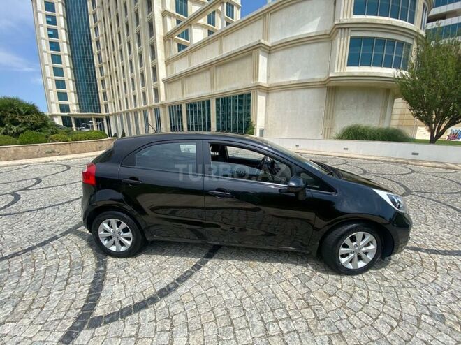 Kia Rio 2015, 90,000 km - 1.4 l - Bakı