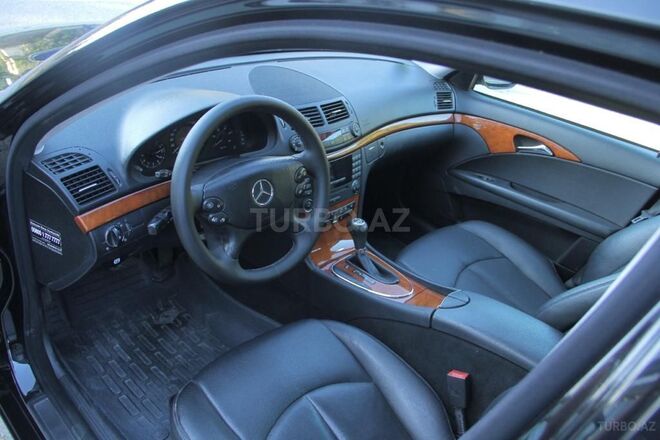 Mercedes E 220 2008, 224,000 km - 2.2 l - Bakı