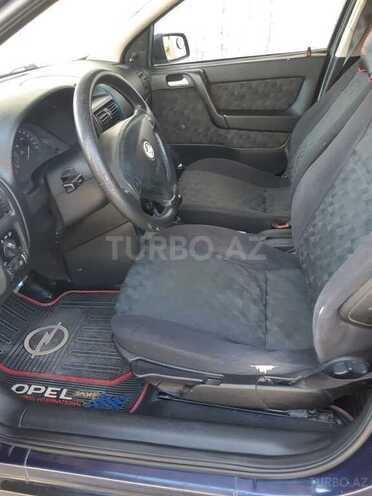 Opel Astra 2002, 431,000 km - 1.6 l - Yevlax