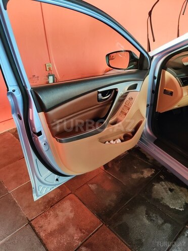 Hyundai Elantra 2012, 155,000 km - 1.8 l - Mingəçevir
