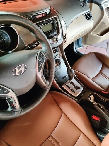 Hyundai Elantra 2012, 155,000 km - 1.8 l - Mingəçevir