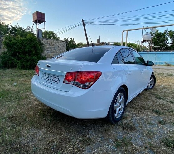 Chevrolet Cruze 2012, 260,000 km - 1.4 l - Xudat