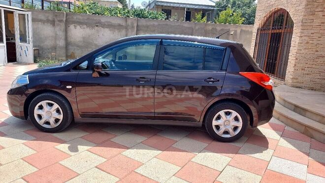 Nissan Tiida 2012, 62,000 km - 1.5 l - Naftalan