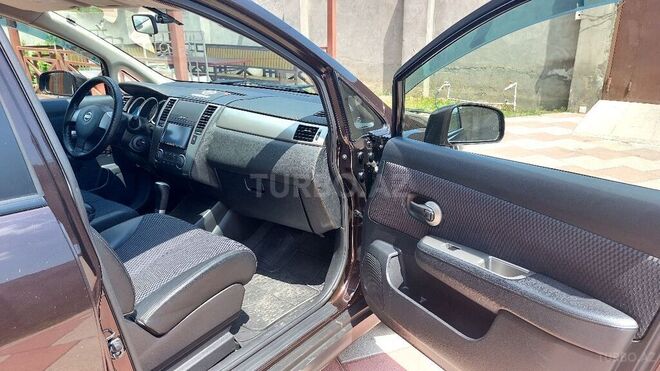 Nissan Tiida 2012, 62,000 km - 1.5 l - Naftalan